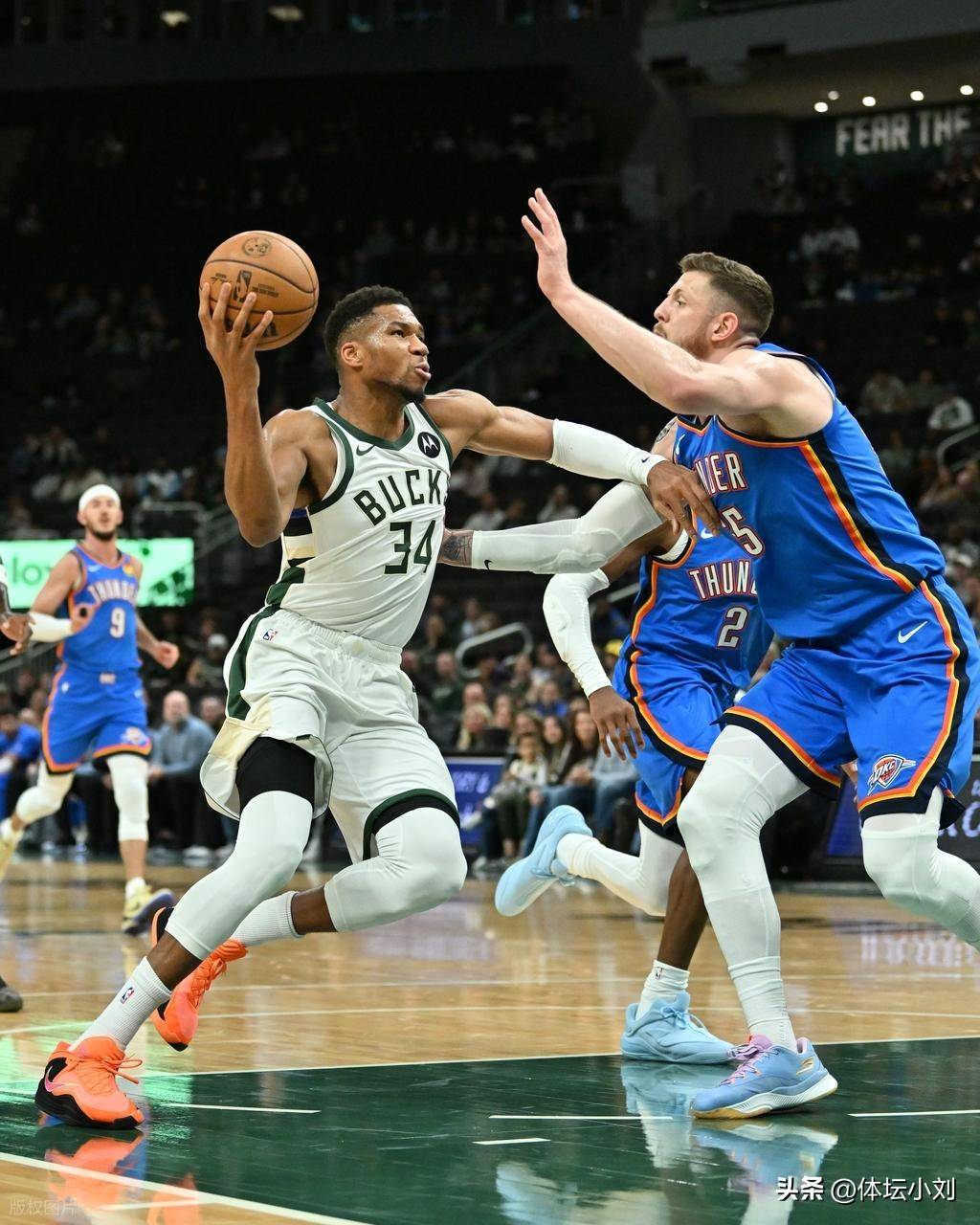 爱游戏平台-包含集结日密尔沃基雄鹿门线救险:NBA总决赛节点到来,引发热议,年轻球员得到机会的词条